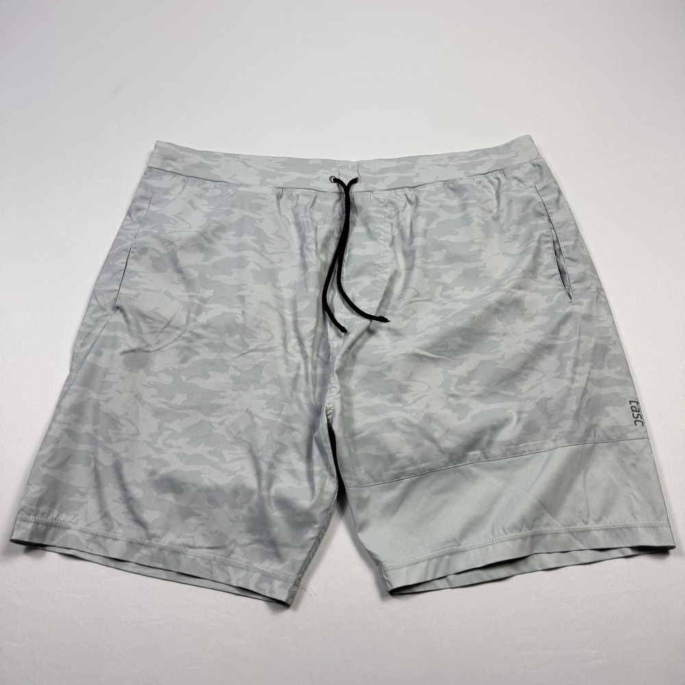 tasc Performance Shorts Mens 2XL Gray Camo Bamboo Lined Athletic Drawstring Gym